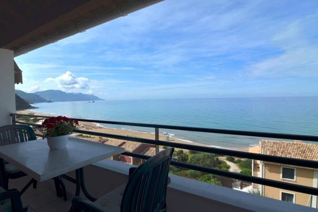 Sea View 126